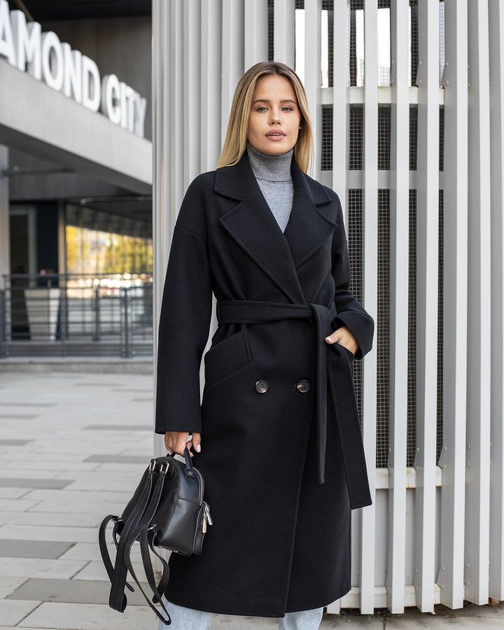 Munich Buttoned Coat Black