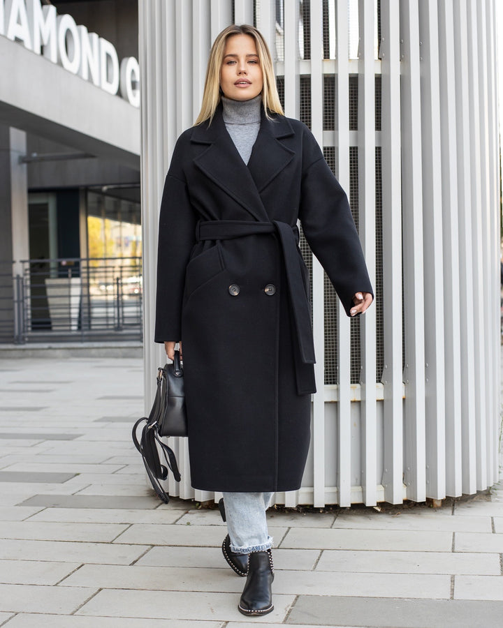 Munich Buttoned Coat Black