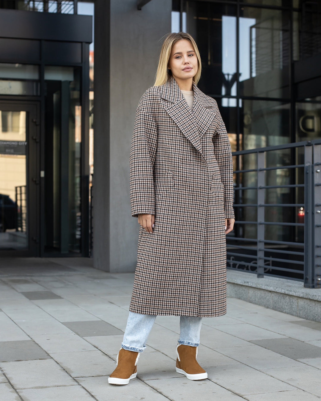 Munich Buttoned Long Coat Plaid