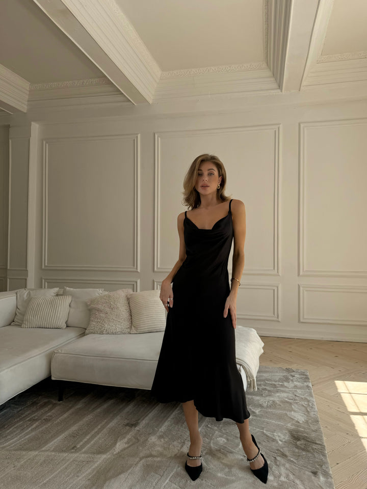 Mary classic Silk Slip Dress Black