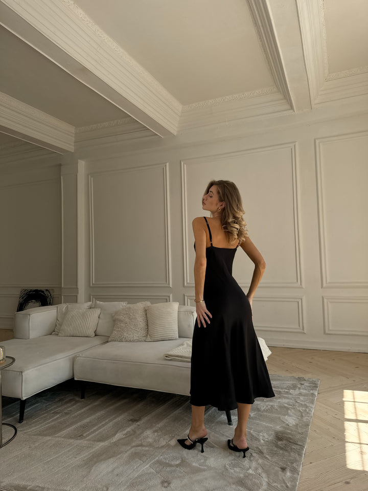 Mary classic Silk Slip Dress Black