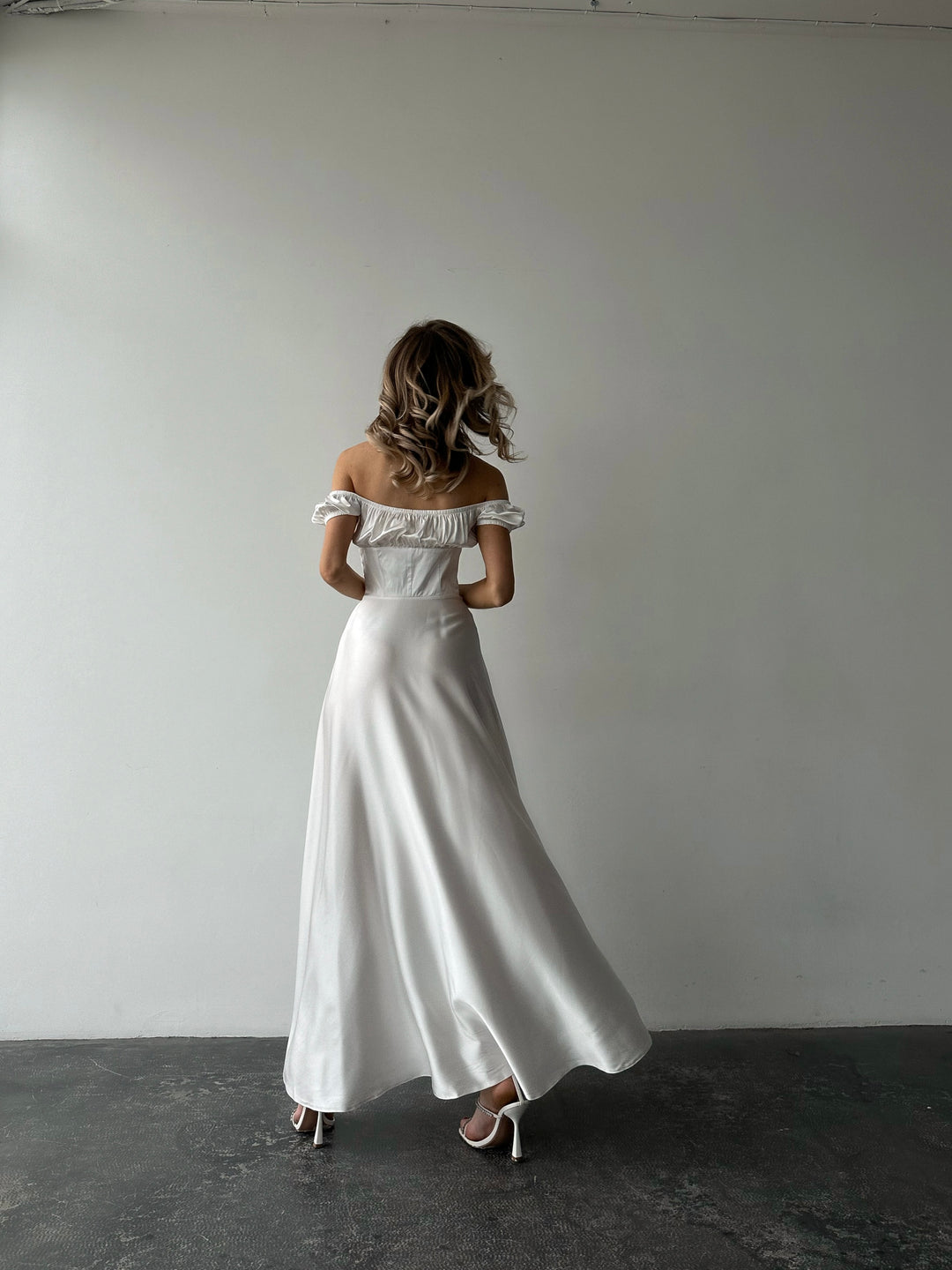 for wedding guest side view