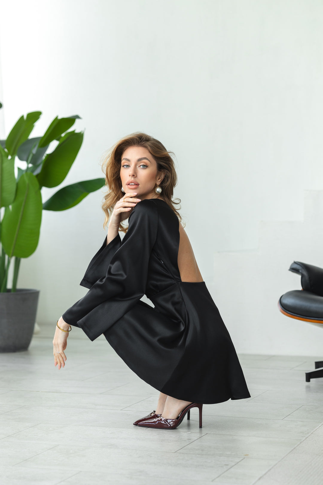 black satin v-neck mini dress with long wide sleeves for birthday party