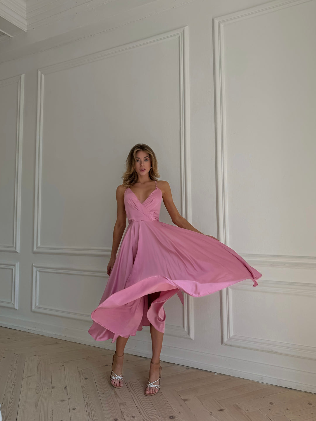 Mauve dusty pink silk satin midi dress — silhouette close up