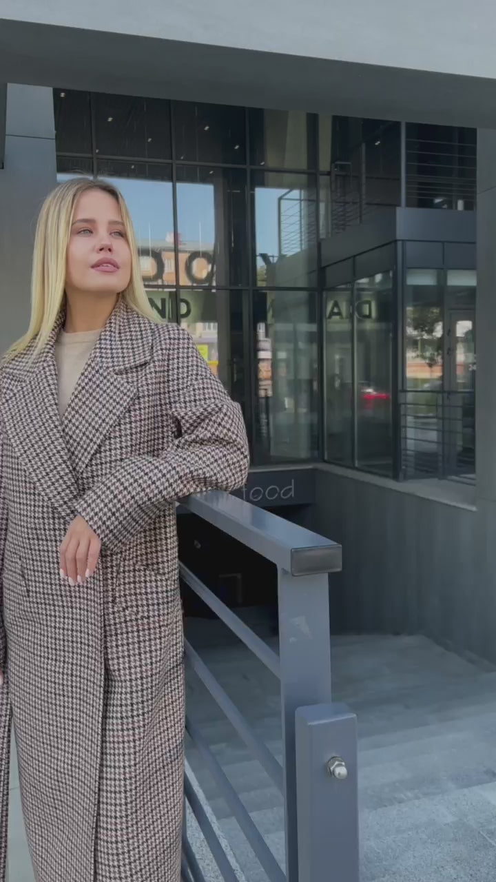 Munich Buttoned Long Coat Plaid