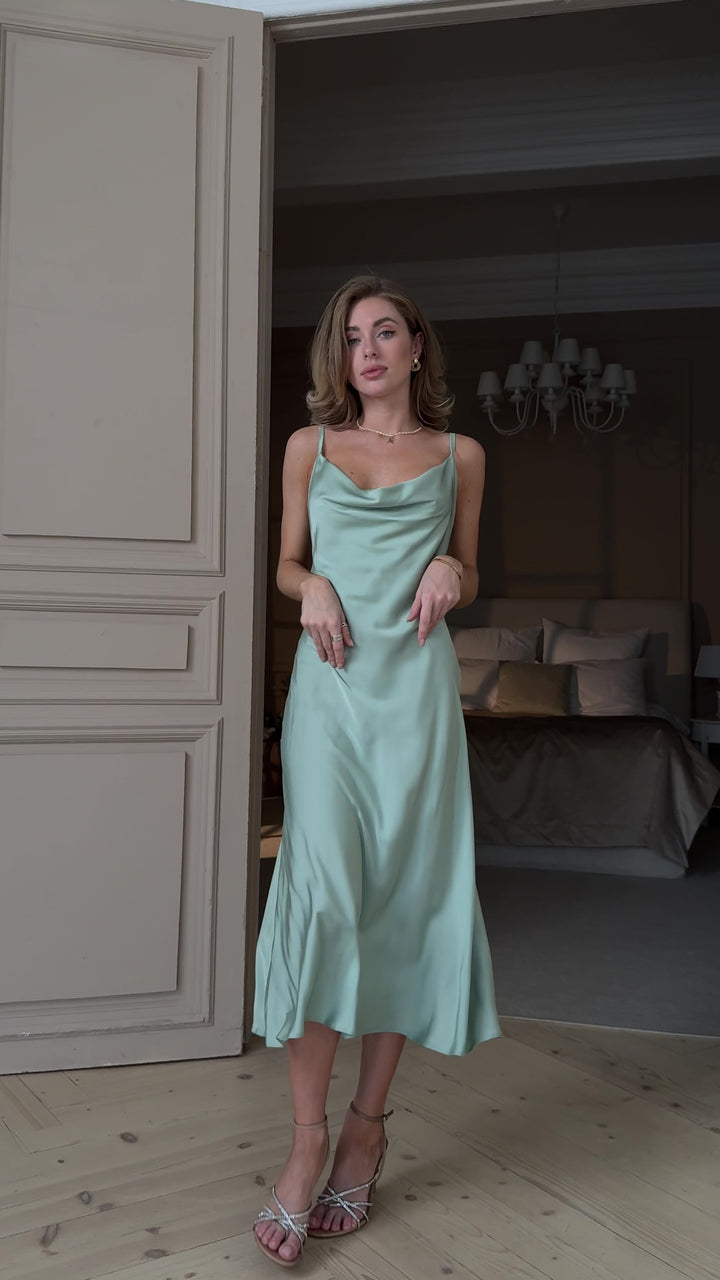 Mary Classic Silk Slip Pistachio